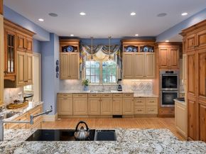 12 Wyndemere Drive, Southborough MA 01772