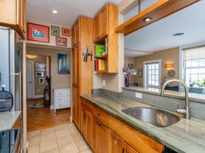 100 Pond St 9, Boston MA 02130