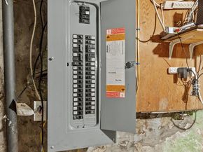 100 Burncoat St, Worcester MA 01605