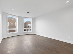 50 Symphony Rd 404, Boston MA 02115