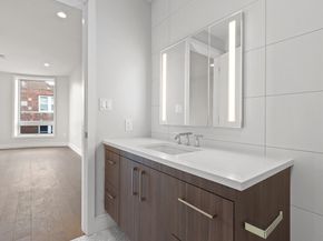 50 Symphony Rd 404, Boston MA 02115