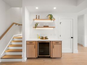 136 West Eighth Four, Boston MA 02127