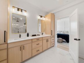 136 West Eighth Four, Boston MA 02127