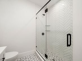 136 West Eighth Four, Boston MA 02127