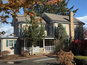 97 Sylvan St. 7, Danvers MA 01923