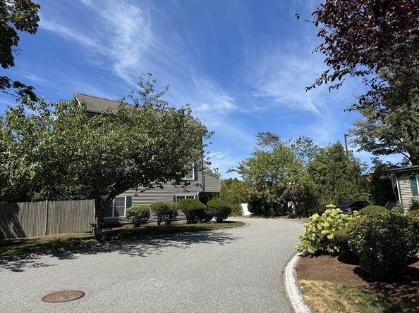 97 Sylvan St. 7, Danvers MA 01923