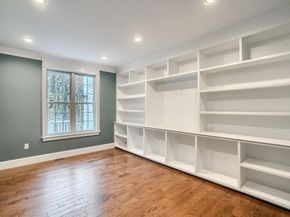 19 Stoney Brook Rd, Hopkinton MA 01748