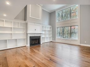 19 Stoney Brook Rd, Hopkinton MA 01748