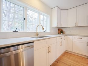 576 Reservoir St., Holden MA 01520
