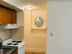 195 Thomas Burgin Parkway 212, Quincy MA 02169