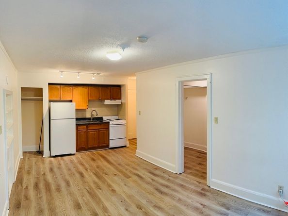 195 Thomas Burgin Parkway 212, Quincy MA 02169