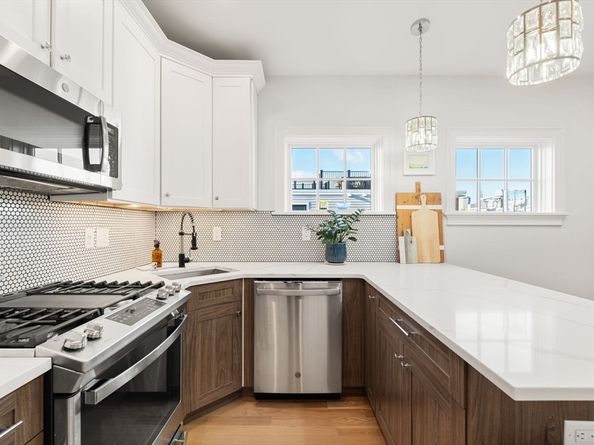 269 Gold Street 3, Boston MA 02127
