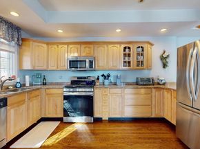 26 Dover Drive, Walpole MA 02081