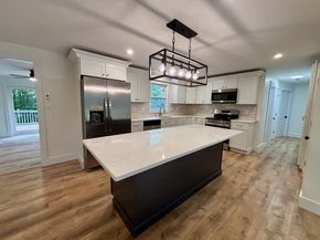 8 Blueberry Lane, Sturbridge MA 01566