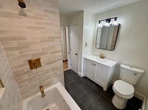 8 Blueberry Lane, Sturbridge MA 01566