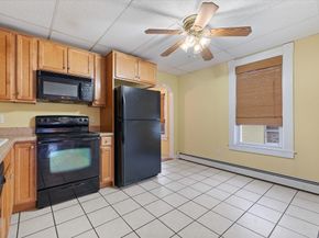 30-B Henry St 30B, Clinton MA 01510