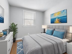 54 Roundtop Rd, Framingham MA 01701