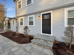 82 Pleasant St, Westford MA 01886