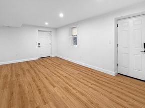 82 Pleasant St, Westford MA 01886