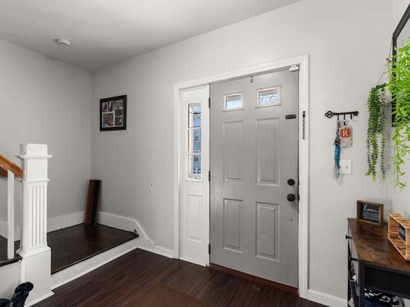 29 Eureka St, Fitchburg MA 01420