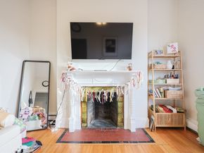 17 Symphony 8, Boston MA 02115