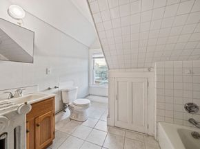 62 Fuller St, Brookline MA 02446