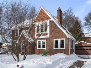 17 Ireland Rd, Newton MA 02459