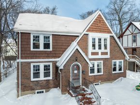 17 Ireland Rd, Newton MA 02459