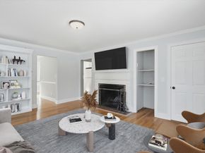 11 West Bradstreet Rd, North Andover MA 01845