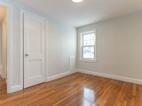 8 Hillview Ter, Westwood MA 02090