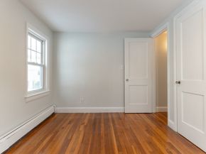 8 Hillview Ter, Westwood MA 02090