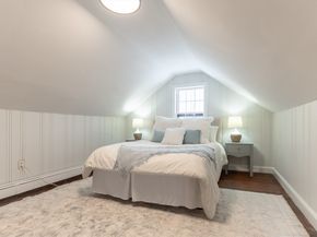 8 Hillview Ter, Westwood MA 02090