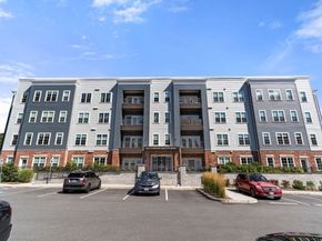 60 Coppersmith Way 304, Canton MA 02021