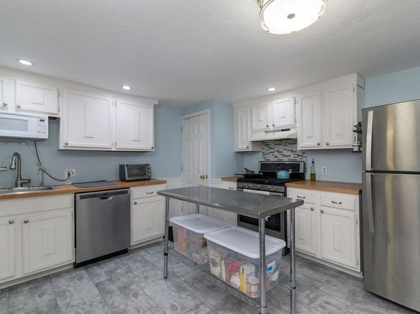 76 Scotch Pond Place 76, Quincy MA 02169