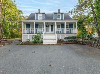 76 Scotch Pond Place