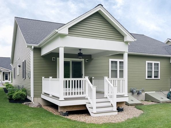 10 Soucy Drive ., Rutland MA 01543