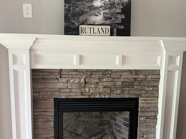10 Soucy Drive ., Rutland MA 01543