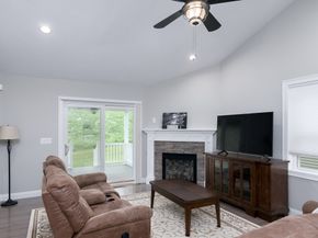 10 Soucy Drive ., Rutland MA 01543