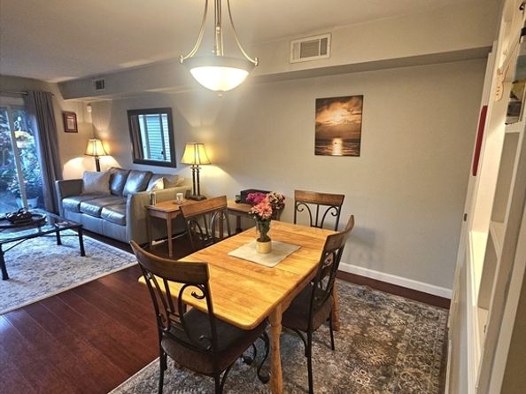 210 Windsor Drive 210, Framingham MA 01701