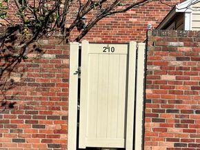 210 Windsor Drive 210, Framingham MA 01701