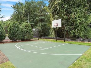 210 Windsor Drive 210, Framingham MA 01701