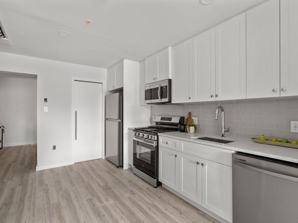602 Canterbury 10, Boston MA 02131