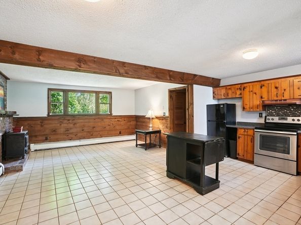 2167 Main, Marshfield MA 02050