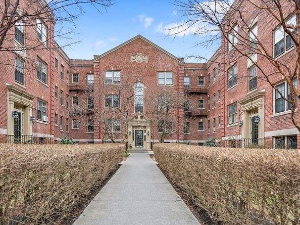 56 Elm St 1, Worcester MA 01609