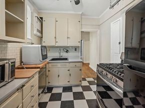 56 Elm St 1, Worcester MA 01609