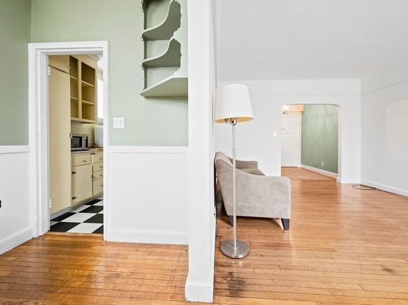 56 Elm St 1, Worcester MA 01609