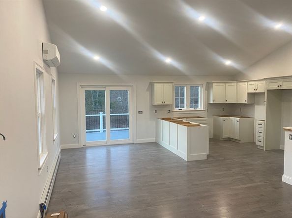 572 Wheelwright Rd, Barre MA 01005