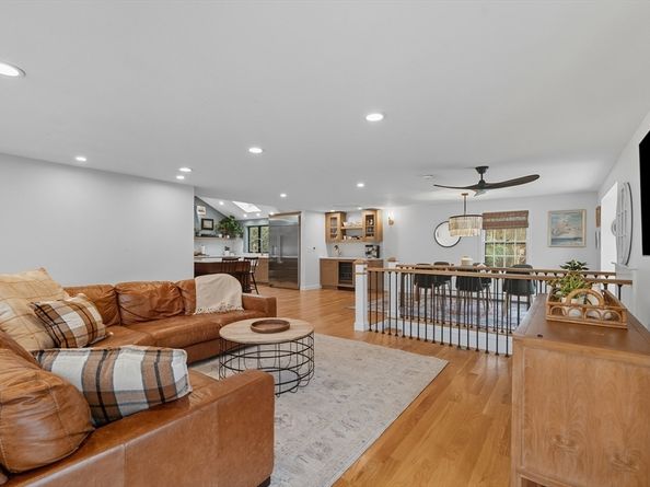 4 Ciaramitaro Ct, Gloucester MA 01930