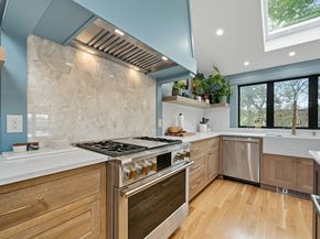 4 Ciaramitaro Ct, Gloucester MA 01930