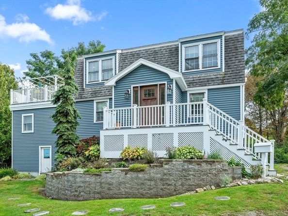 4 Ciaramitaro Ct, Gloucester MA 01930